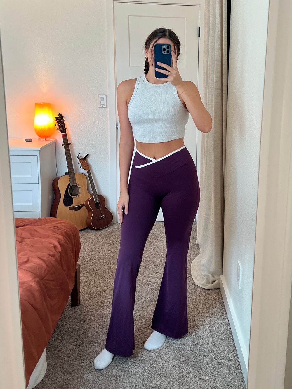 Purple High-Waist Flared Yoga Pants with Contrast Waistband